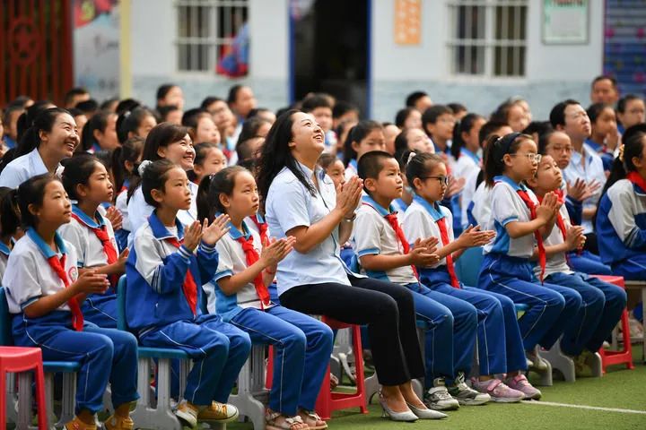 “孩子们成长得更好,是我们最大的心愿”——以习近平同志为核心的党中央关心少年儿童成长和少先队工作纪实 图片