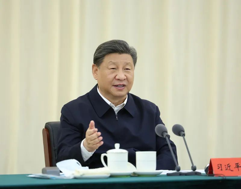 习近平在内蒙古巴彦淖尔考察并主持召开座谈会