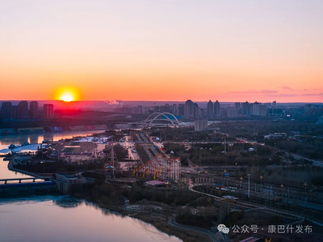 留个傍晚，在康巴什追一场日落吧！