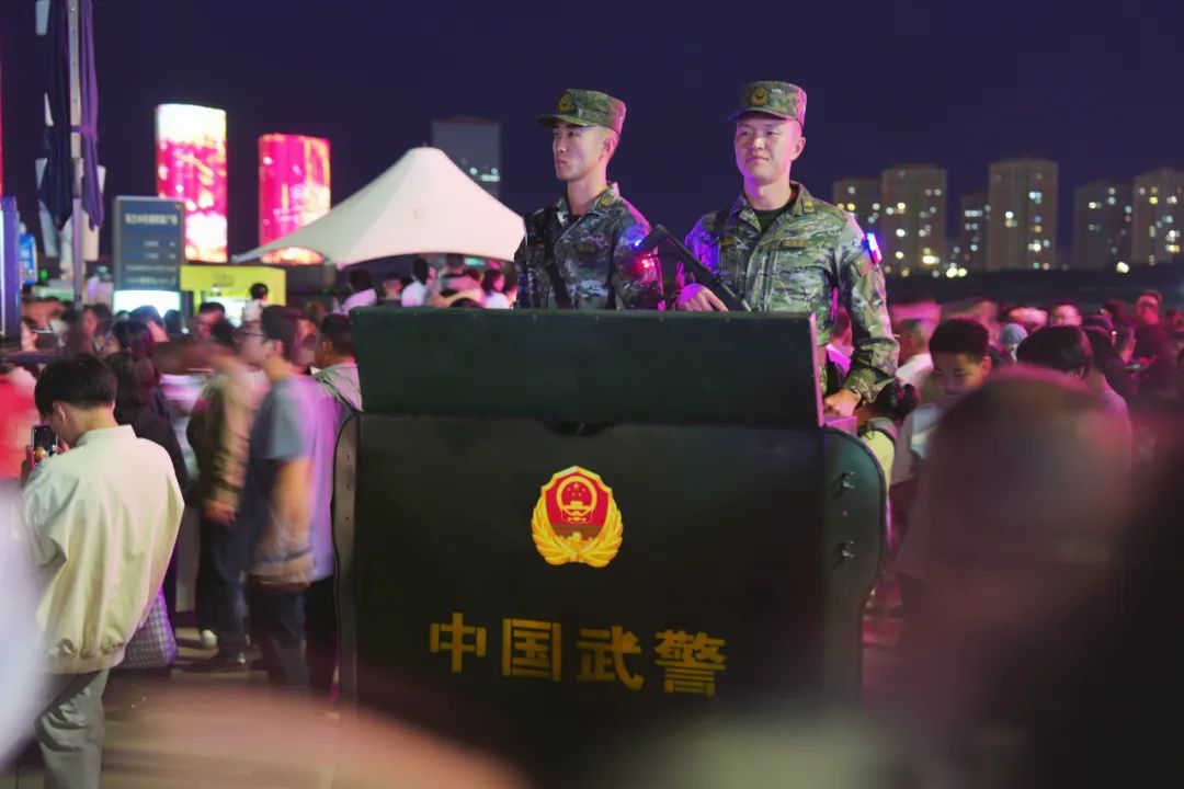“菜”一次比一次硬 “心”一次比一次暖